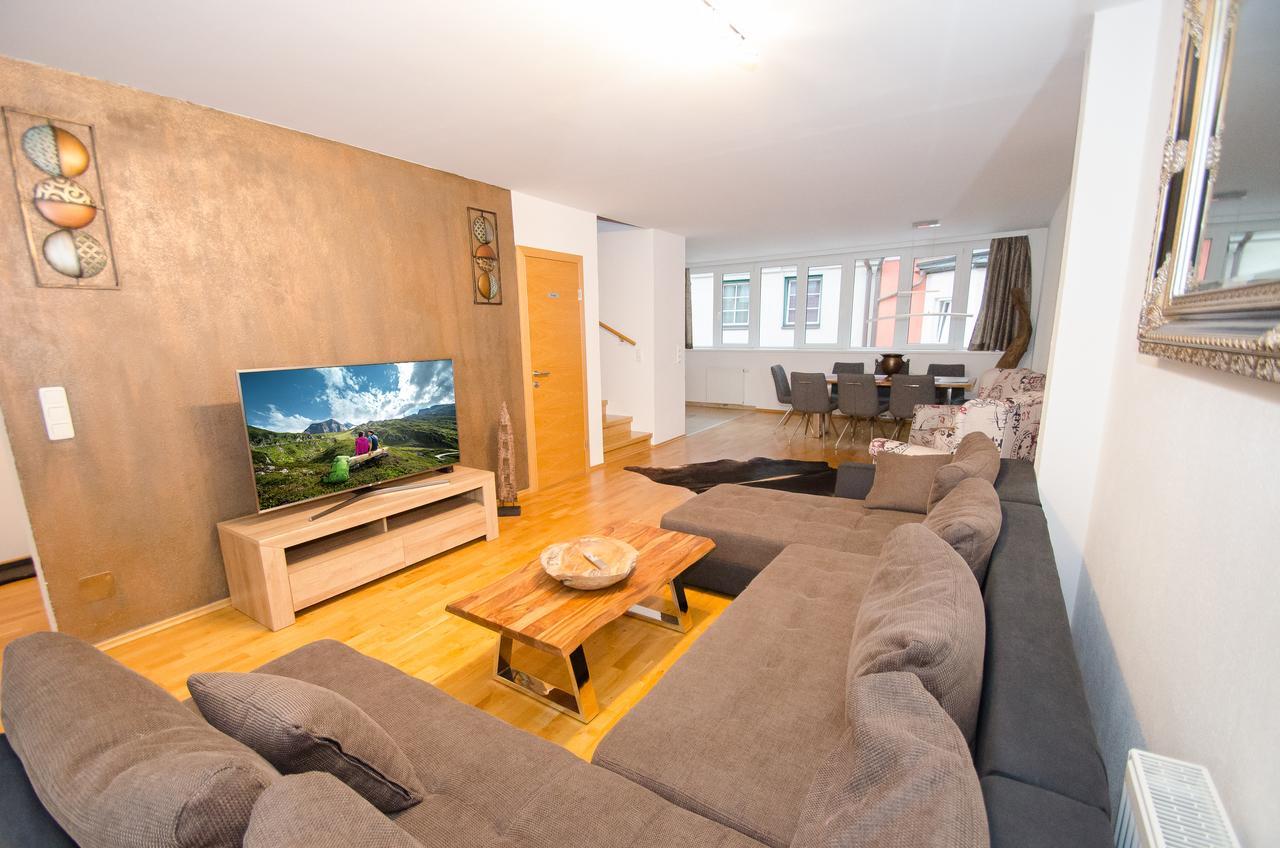 Penthouse Seven By All In One Apartments Zell am See Esterno foto