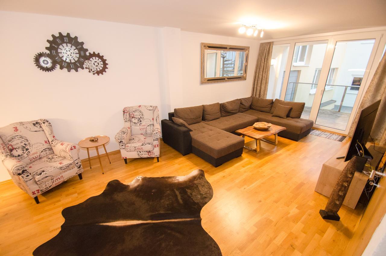 Penthouse Seven By All In One Apartments Zell am See Esterno foto